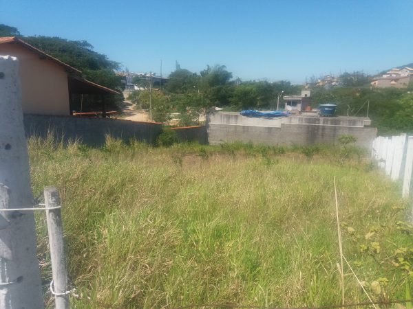 Ótimo Terreno no Vila Real com edificação pronta para 450m² – Rio das Ostras 130 mil