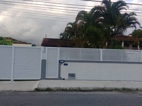 Ext. Bosque -Rio das O – casa com 2 quartos em terreno de 600 m² por 580 mil