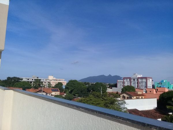 Excelente apto! Terraço privativo com vista panorâmica. Recreio, Rio das Ostras a 100 metros da rodovia por apenas 280 mil