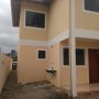 Casa duplex com 3 quartos, terreno com 180 m² Parque das Flores  por 360 mil