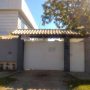 Excelente casa tipo apartamento, térrea, com 2 quartos, garagem coberta, perto da praia e comércio por 155 mil!!!