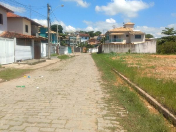 preço reduzido !!!Terreno com RGI! Rua pavimentada – Apenas lote 7 disponível! 390 m² por 135 mil