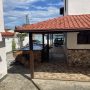 Oportunidade para investir ou residir a passos da Av Amaral Peixoto, Jardim Campomar! 2 casas mais 1 kitnet por 525 mil