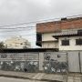 Casa linear com anexo, de esquina para aluguel comercial no Centro por 4,800 reais