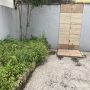 Pertinho da pista e av principal de Costa Azul! Duplex com 3 quartos (2 suítes) por 600 mil!!